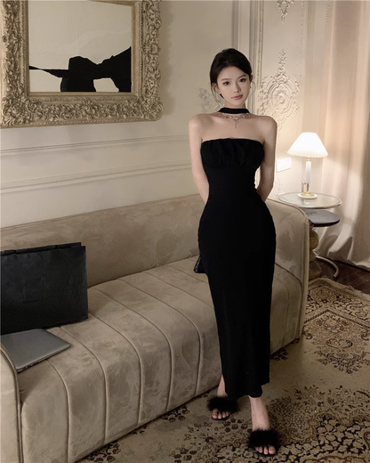 - Backless Black Dress  GEU1535