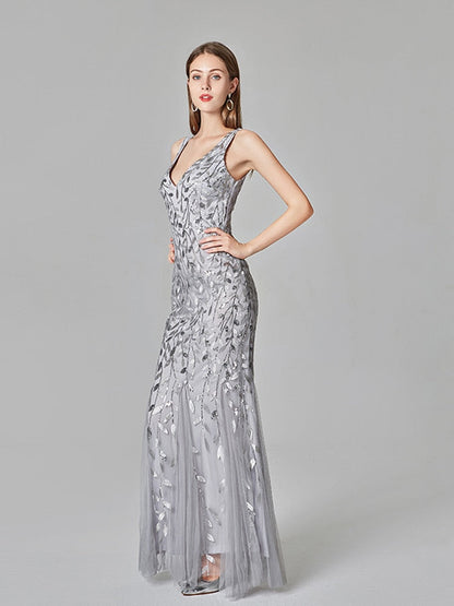 vmtvr - 2023 Silver Gray Elegant Fashion Evening Dresses Sexy Simple V Collar Open Back Sleeveless Embroidered Beads Fishtail Dress Gown