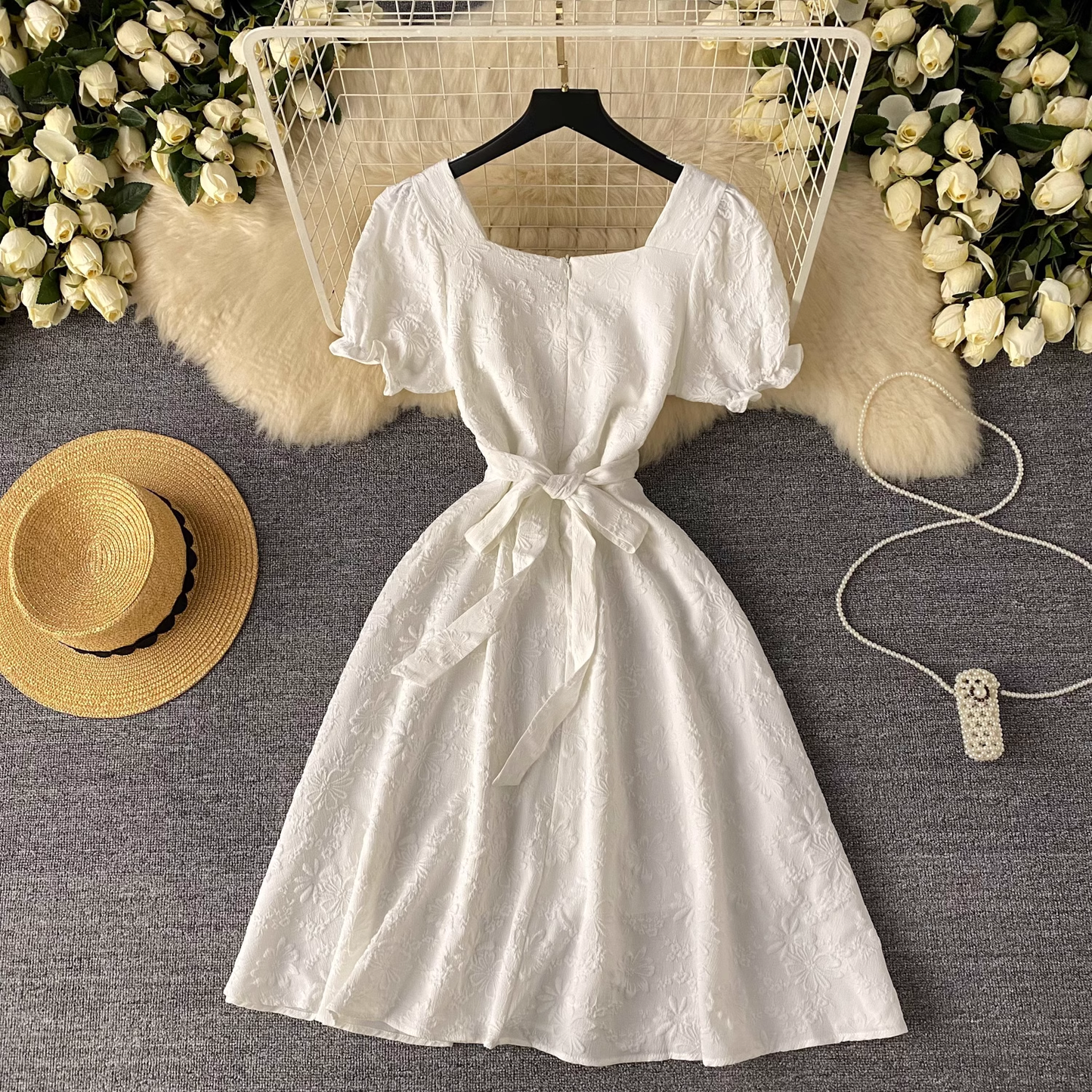 - Summer new design twist square neck puff sleeve dress GEU1074