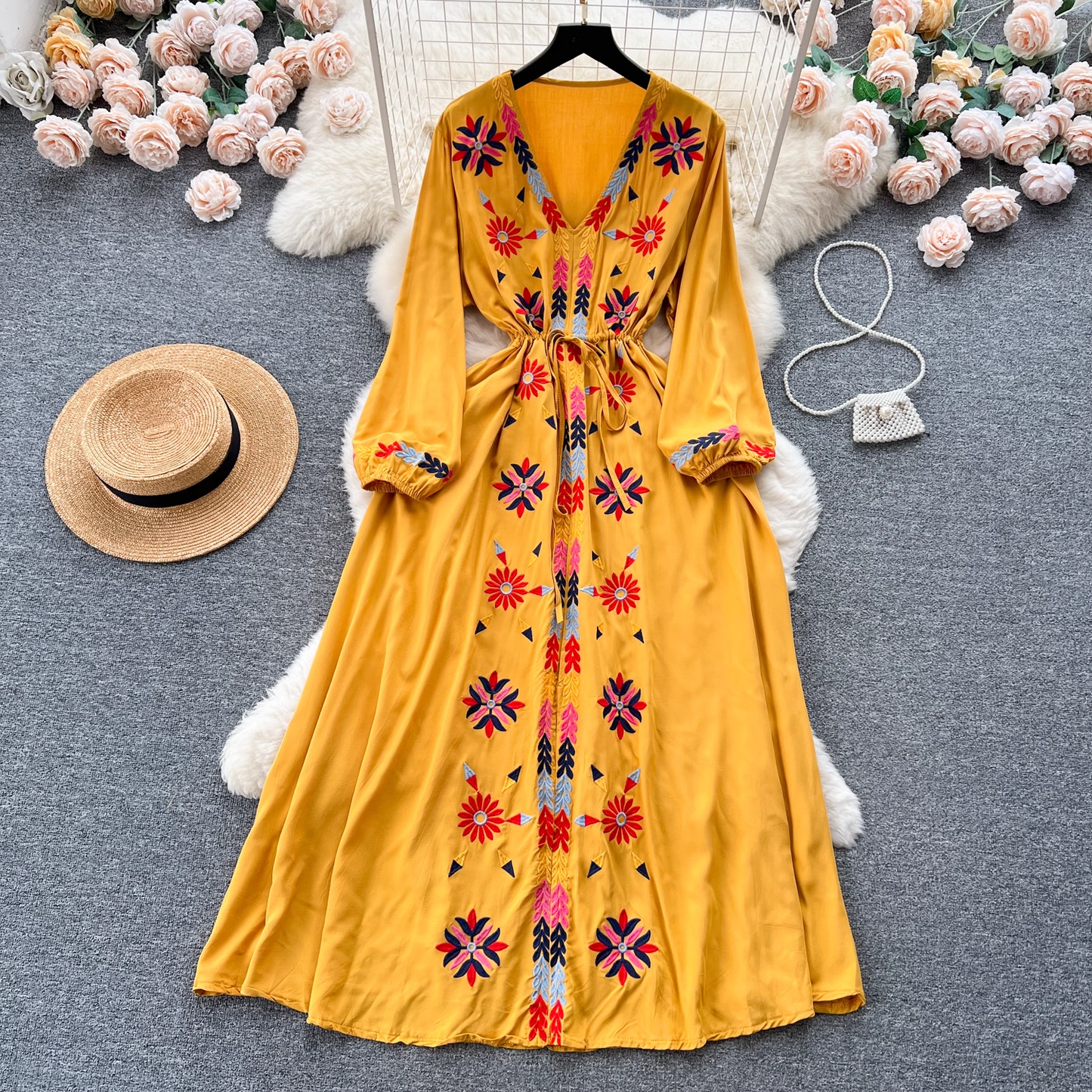 vmtvr- Embroidered V-neck drawstring waist dress for women retro ethnic style holiday dress GEU558