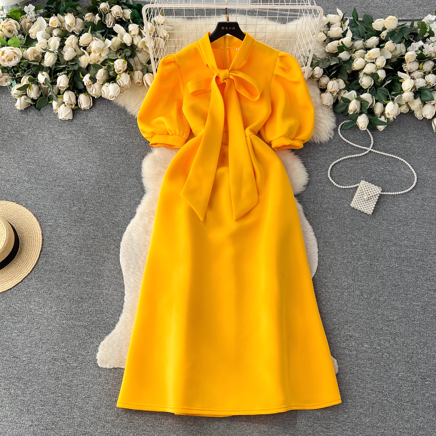 vmtvr- Vintage Bow Tie Puff Sleeve Dress GEU453