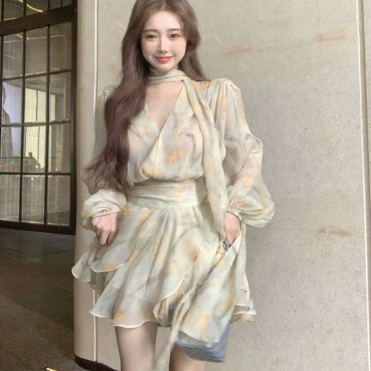 vmtvr  -  Dresses New in Summer Dress Floral Print V-Neck Long Sleeve Chiffon Women's Yellow Gentle Design Cinched Waist  Short Skirt