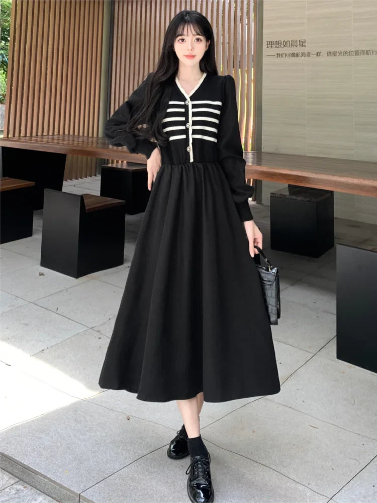 vmtvr  -  Autumn and Winter Korean New Version of the Fashion V-neck Large Size Midi Fake Two-piece Knitted Splicing Loose Skinny Dresses