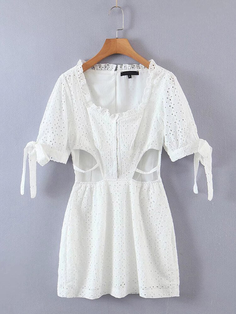 Sexy Women White Lace Embroidery Hollow Out Dress Short Sleeve Fashion Ladies Bodycon Mini Robe