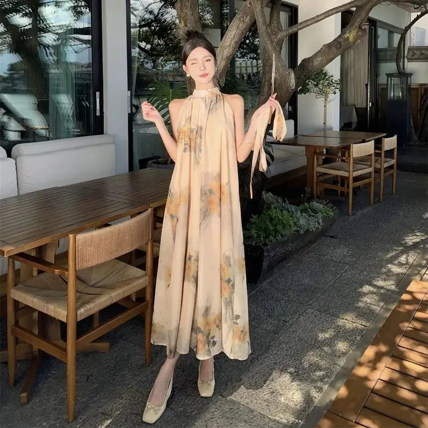 vmtvr Summer New Chinese Hanging Neck Holiday Loose Fragmented Flower Long Chinese Style Super Immortal Dress