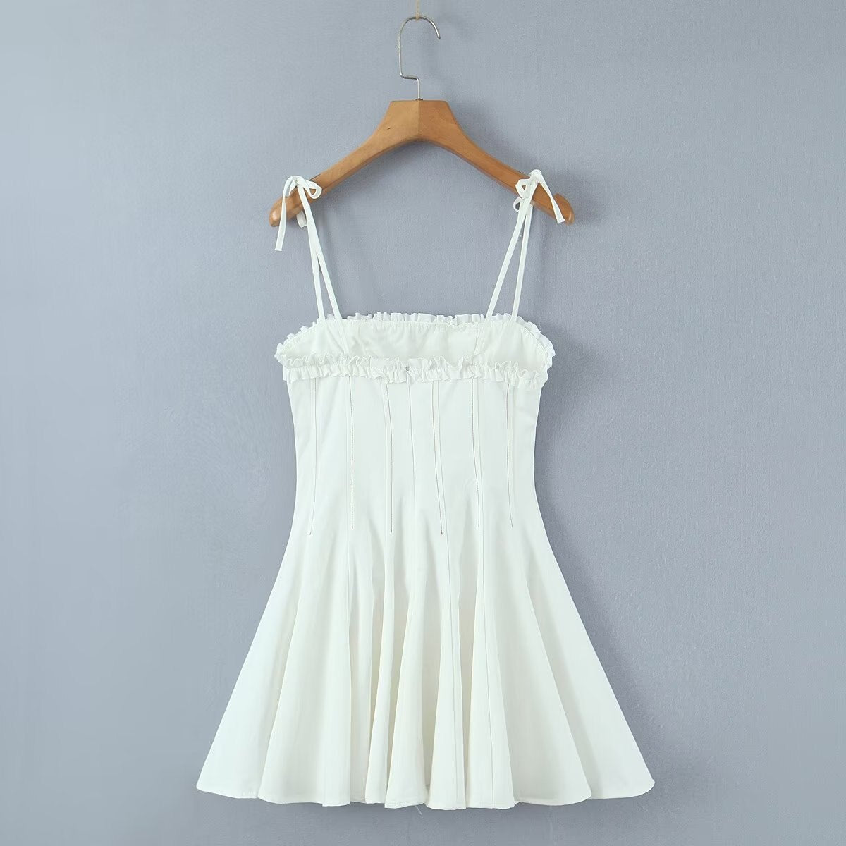 Summer 2023 Women Cotton White Sling Mini Dress Sexy Sleeveless Ladies Slim Waist Swing Party Skater Bridesmaid Robe