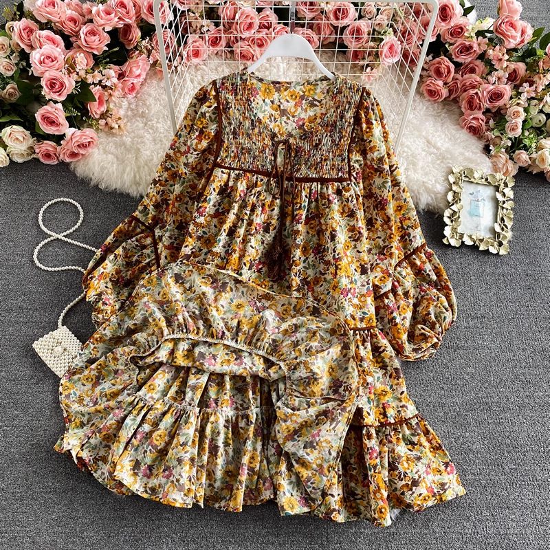 - Retro loose square neck floral dress GEU766