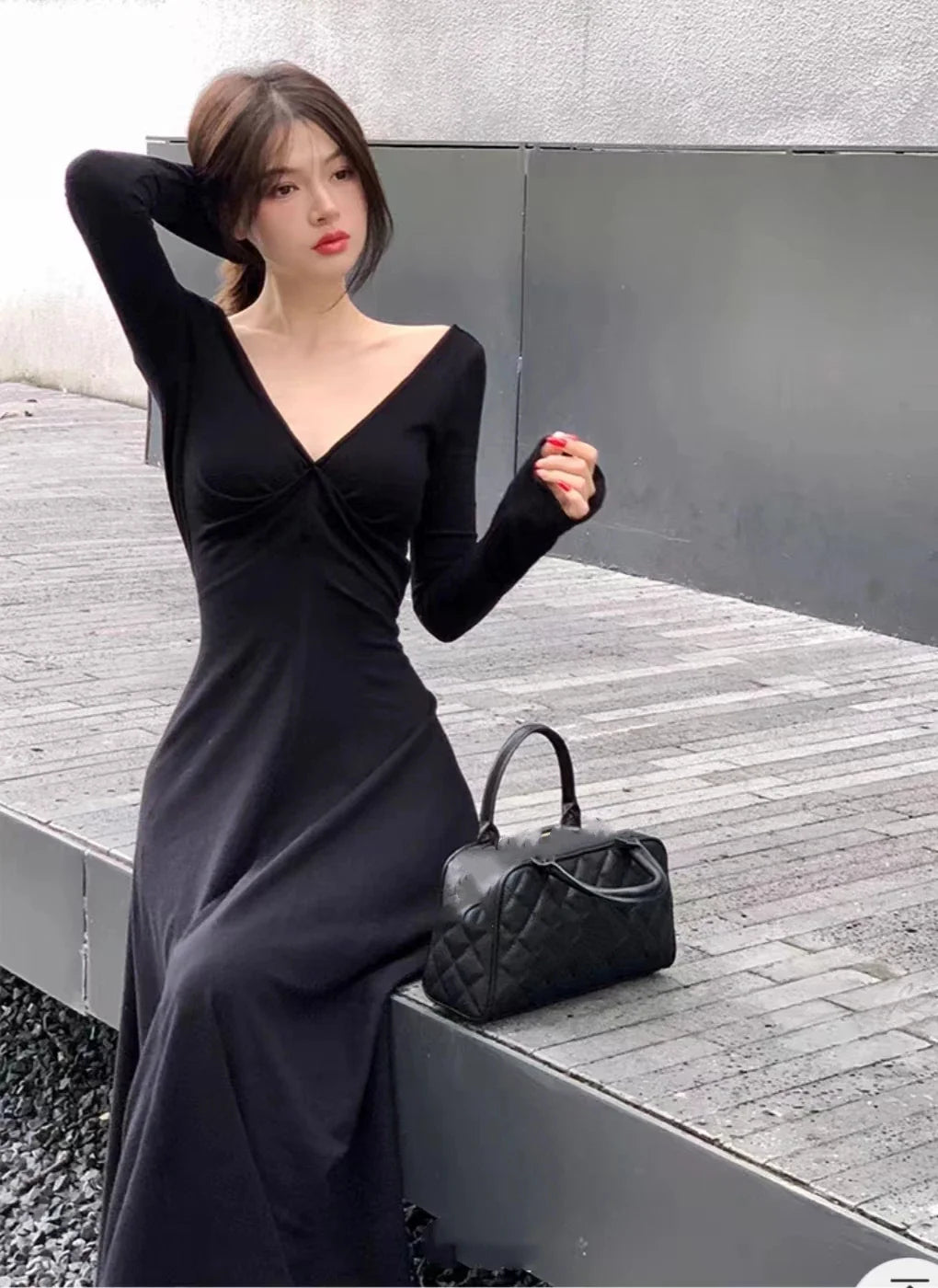 vmtvr Autumn Winter Solid Knitted Dress Women Sexy V-Neck High Waist Slim A-line French Vintage Casual Solid Midi Vestidos Mujer New