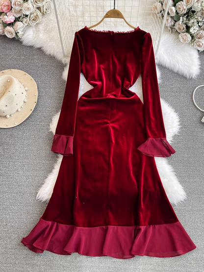 - Autumn and winter trumpet long-sleeved V-neck mid-length red velvet dress Christmas annual party dress  GEU945